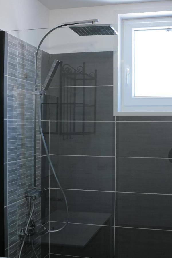 Rully House Apartment ภายนอก รูปภาพ